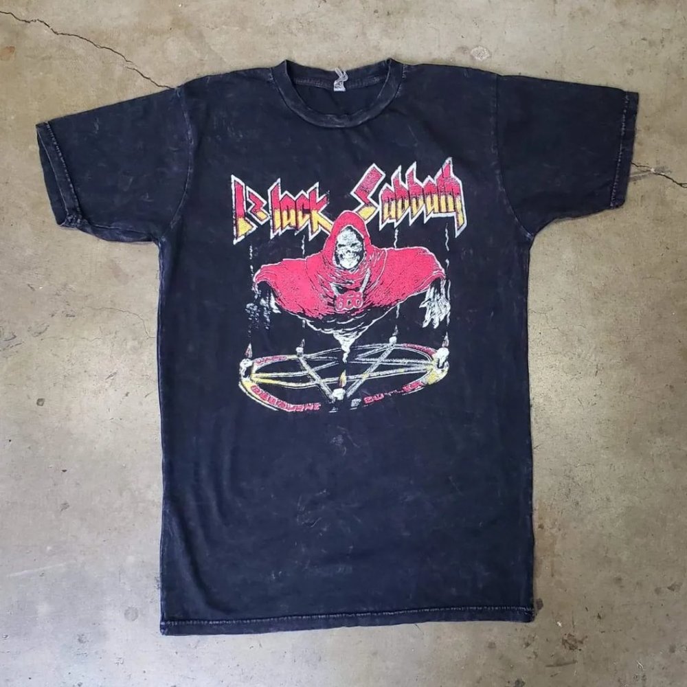 NEW BLACK SABBATH TSHIRT